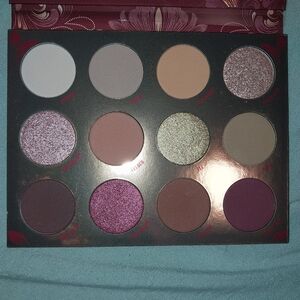 Colourpop plush like me eyeshadow palette NEW